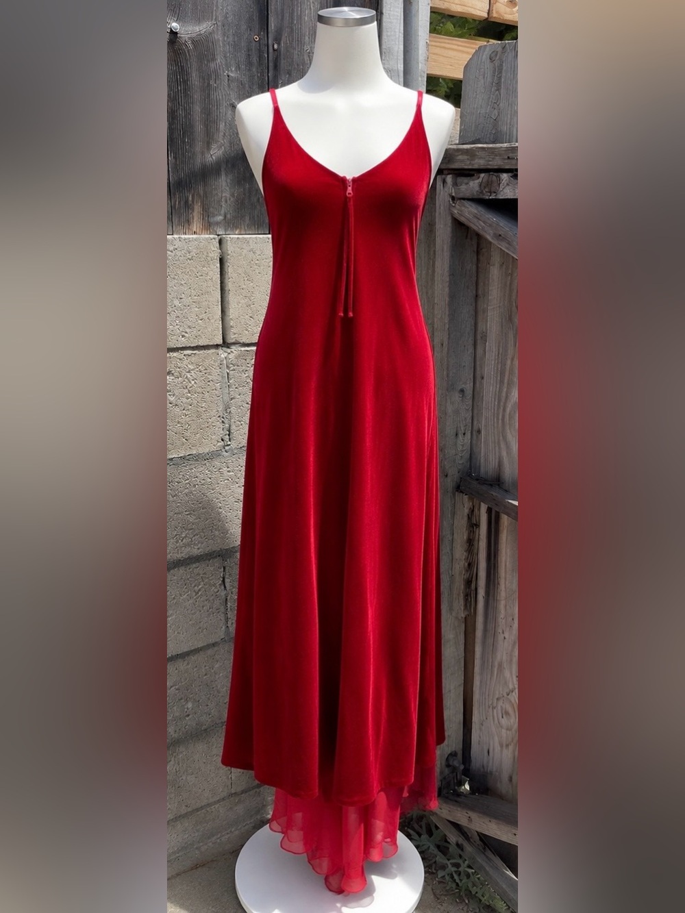 Zum Zum by Niki Livas Red Velvet Maxi Dress V Neck Sleeveless Formal Evening